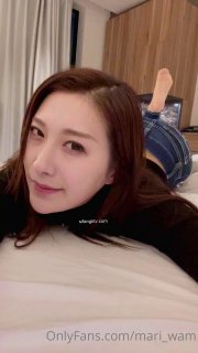 【极品波霸 女神】桃桃学姐 超顶巨乳白丝姐姐究极手艺足交 淫语对白挑逗催精 软糯白虎蜜穴裹茎吮汁 销魂媚吟高潮中出